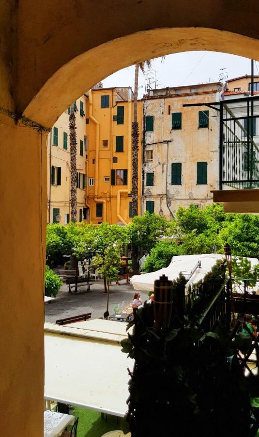 Appartamento In Centro Storico Sanremo Exterior foto